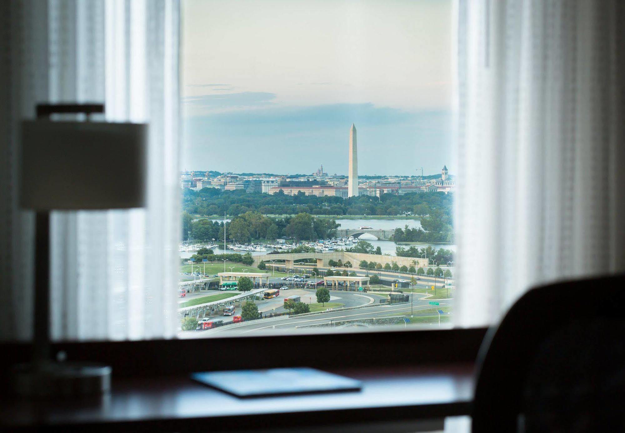 Residence Inn Arlington Pentagon City Екстер'єр фото