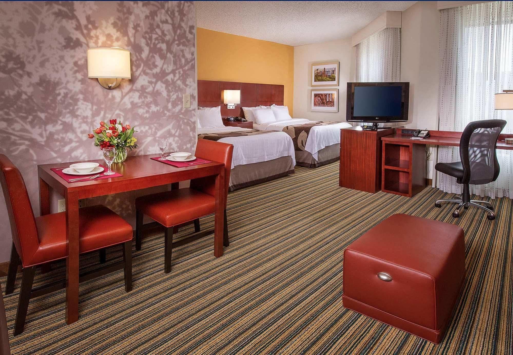 Residence Inn Arlington Pentagon City Номер фото